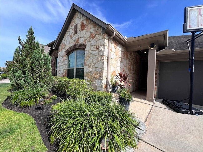 Building Photo - 9327 Victory Cyn Ln Rental