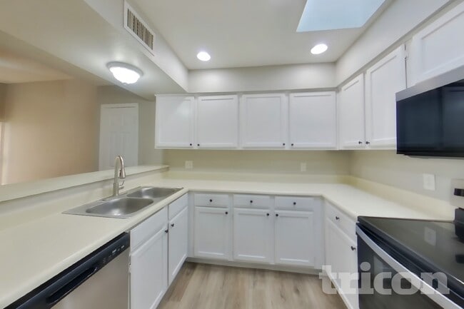 Photo - 14239 N 50th Dr