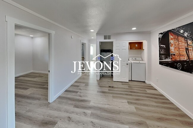 Photo - 503 N 12th St