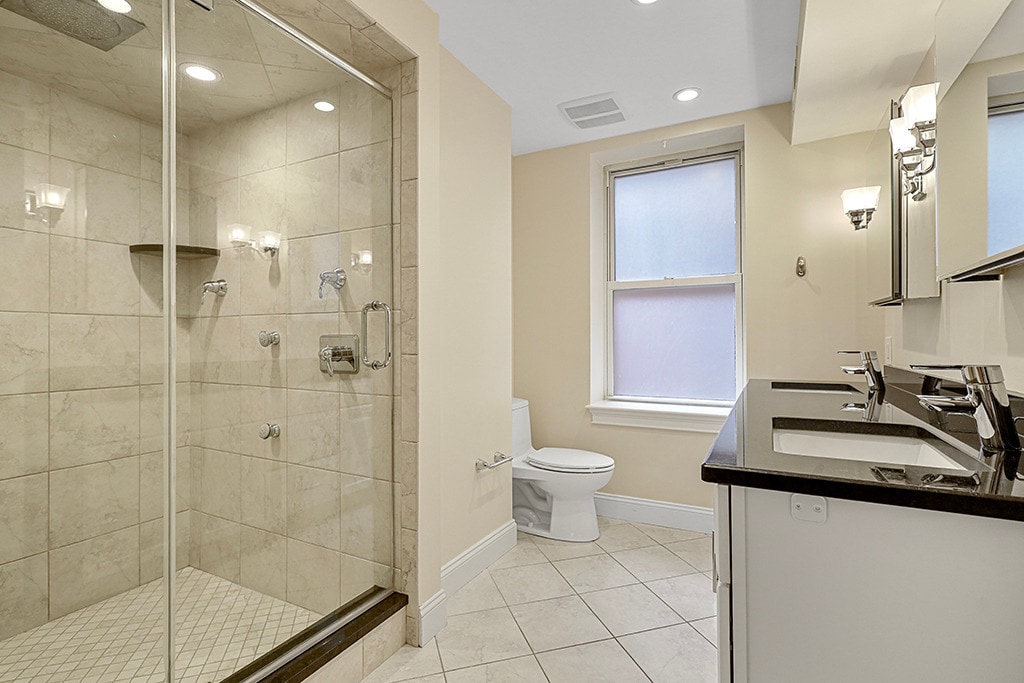 Photo - Flats on Broad