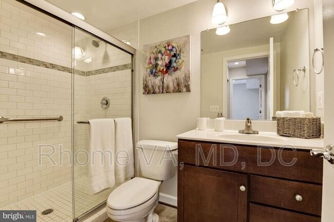 Photo - 4113 S Four Mile Run Dr Unit #204