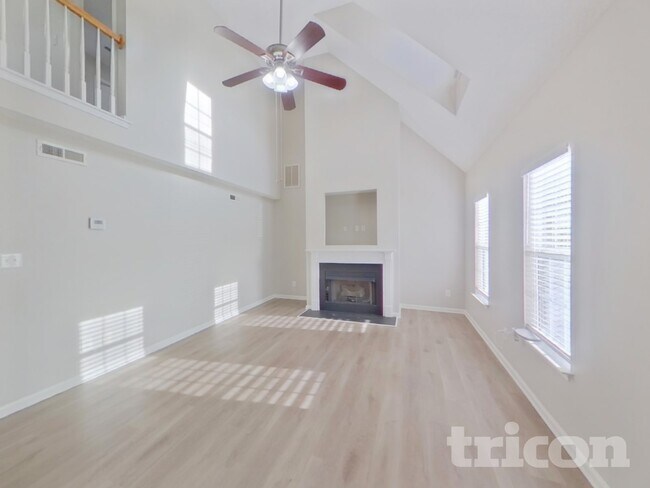 Photo - 2023 Westminster Ln