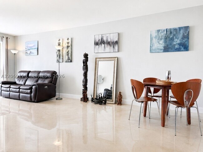 Photo - 19370 Collins Ave Unit 1627