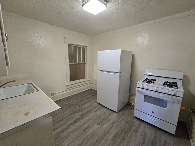 Photo - 120 Harrison St