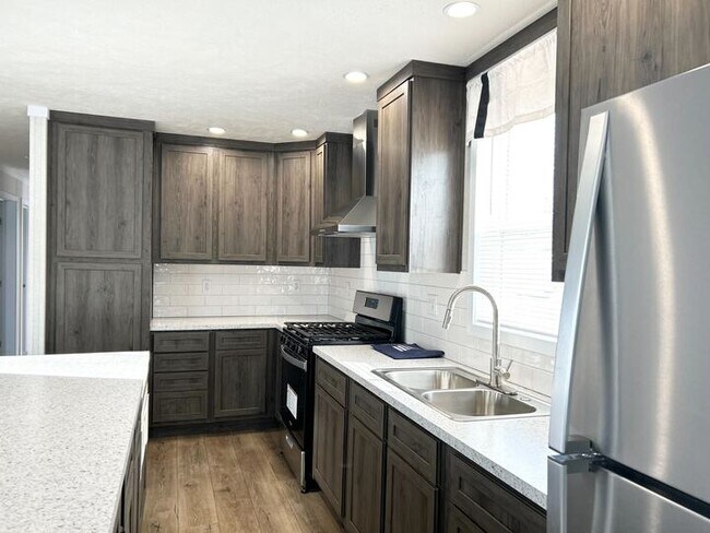 Photo - 29909 Flushing Dr