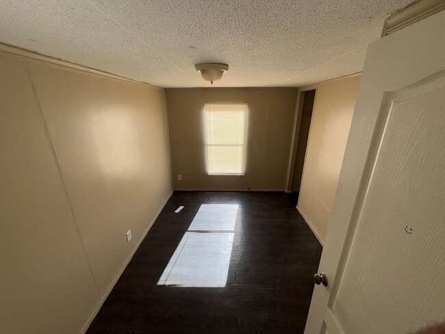 8315 Burleson Manor Rd Unidad B