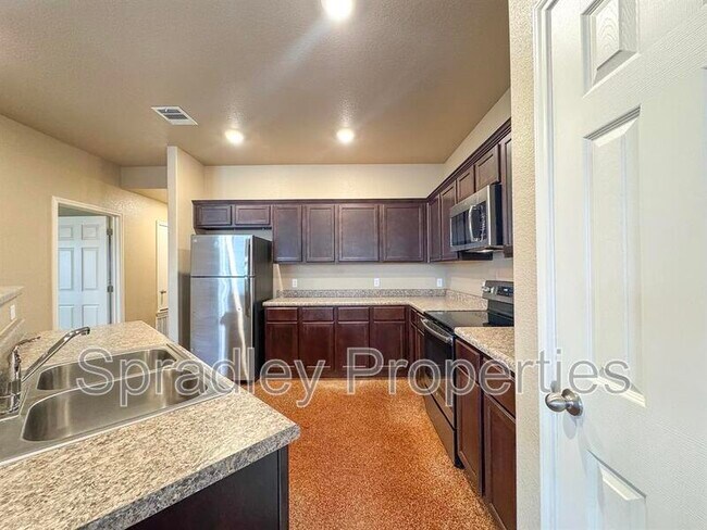 Photo - 827 Laila Ln