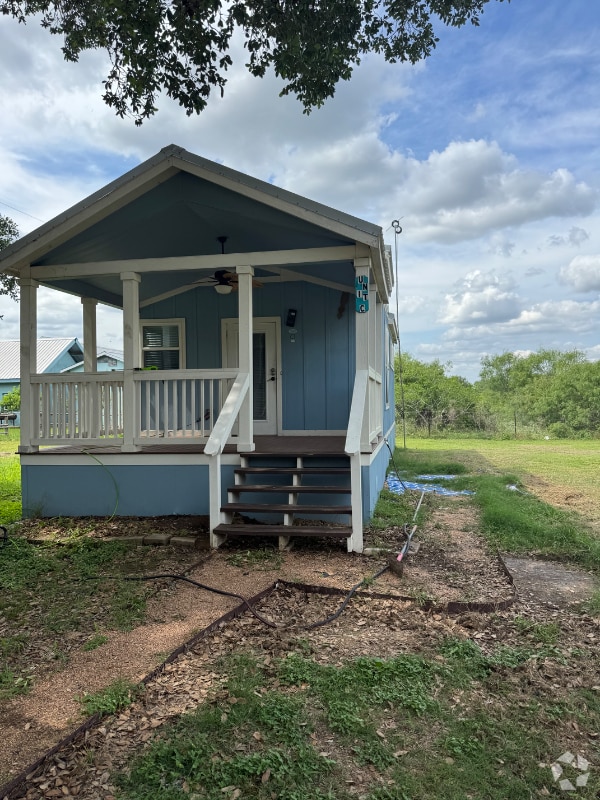 Building Photo - 537 Bunte Rd Rental