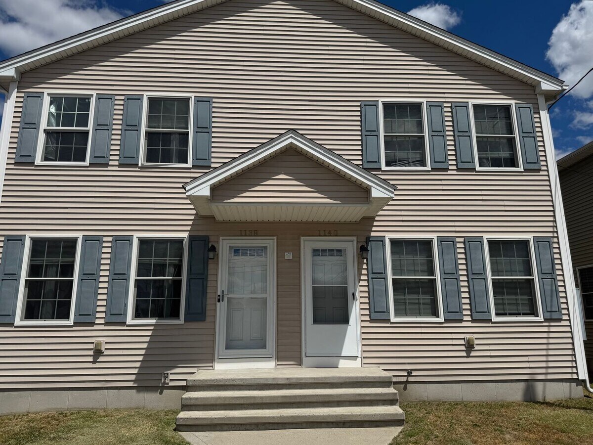 1138-1140 Boston Road - 1138-1140 Boston Road Unit 1138
