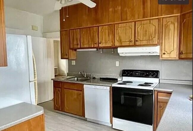 Photo - 24 Somerset St Unit 2