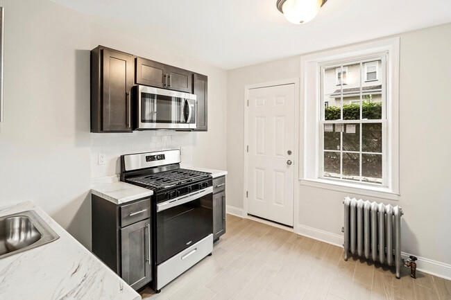 Photo - 412-414 Kearny Avenue Apts