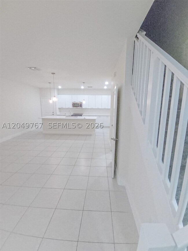 Photo - 4619 NW 83rd St