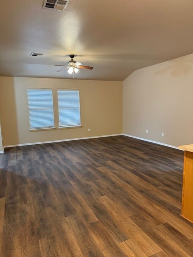 Photo - Updated Duplex - Mustang Schools - Open Fl...