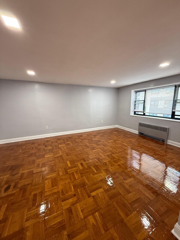 Photo - 56 S Munn Ave