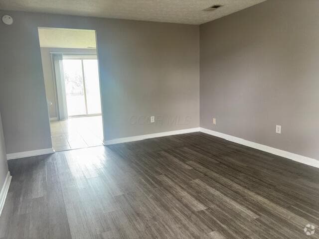 Building Photo - 903 Breathitt Ave Rental