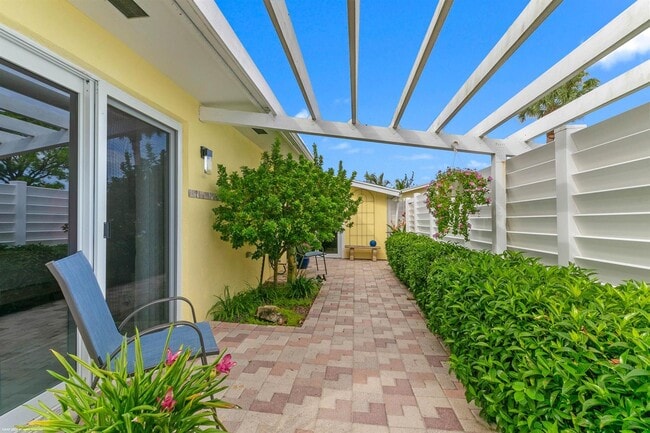 Photo - 208 Sims Creek Dr Casa