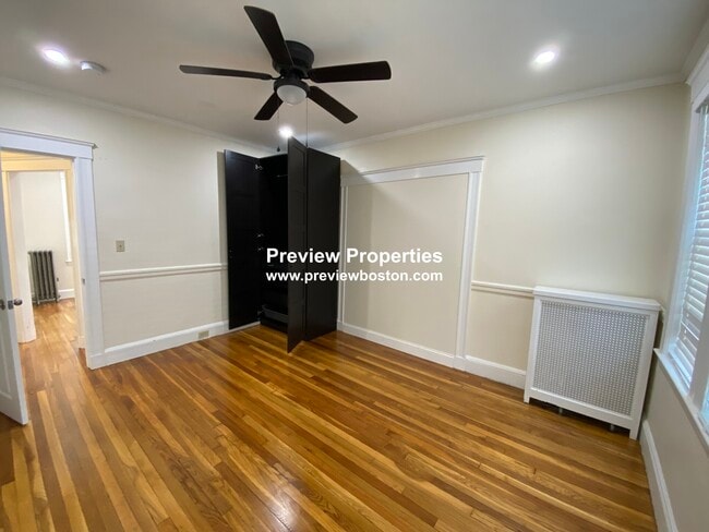 Photo - 60 Kenrick St Unidad P