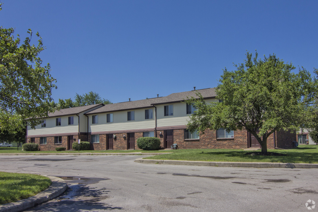 Elgin Manor Apartments - Elgin Manor Apartments
