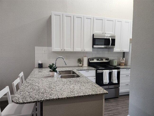 Photo - 4800 W Lovers Ln