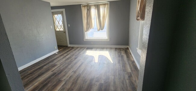 814 9th Ave SW Unit A