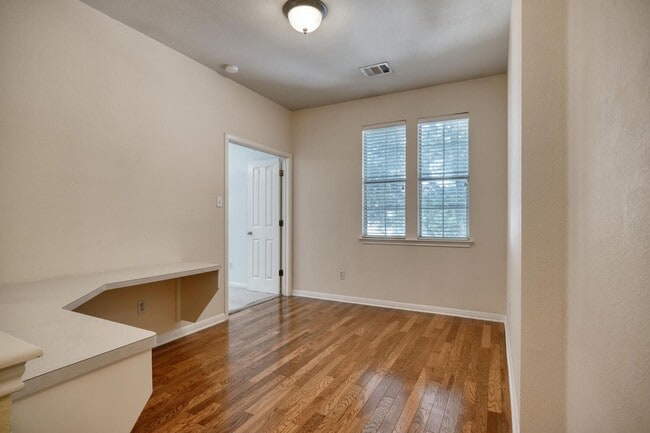 Photo - 8518 Cahill Dr