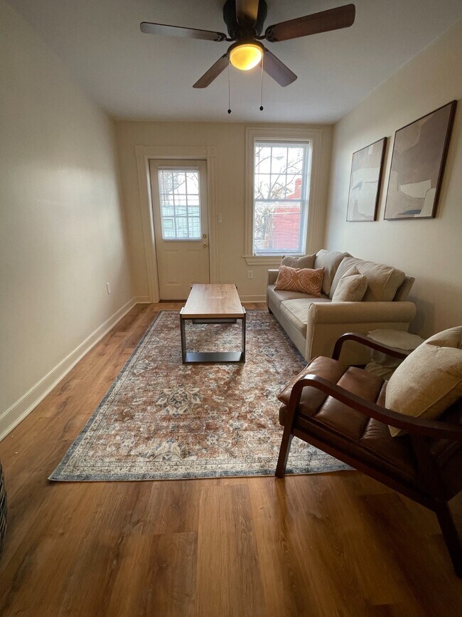 Photo - 411 Gilmer St Unit 2