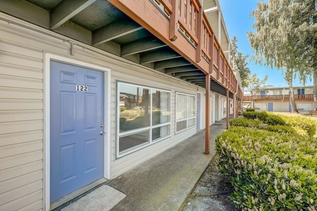 Photo - Brentwood Apartments