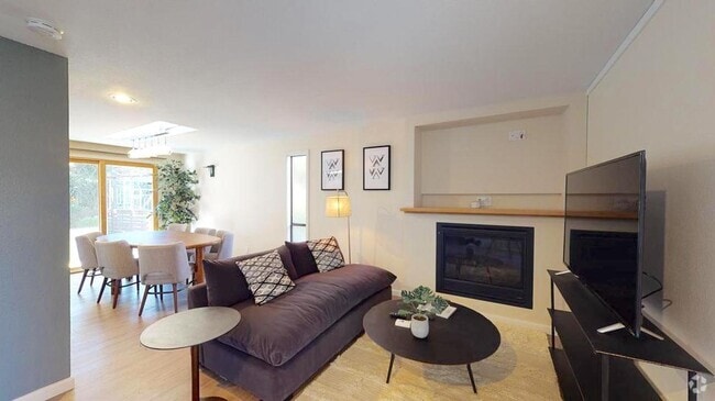 Building Photo - 5223 40th Ave SW Rental