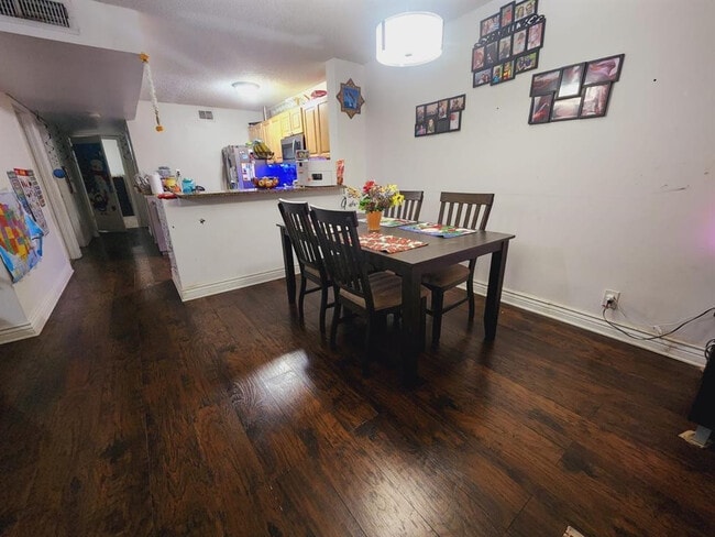 Photo - 10749 Cleary Blvd Unidad 202