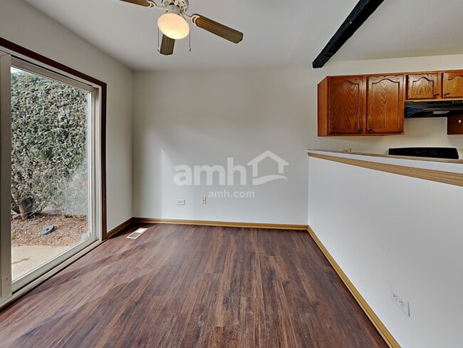 Photo - 544 Springwood Dr