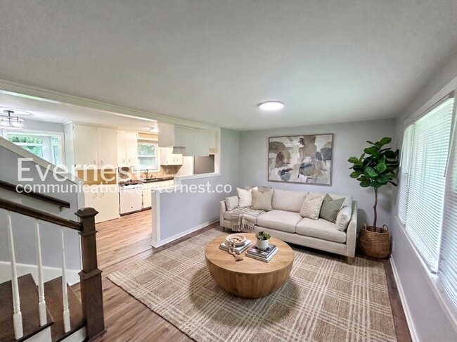 Photo - 130 Roberta Dr