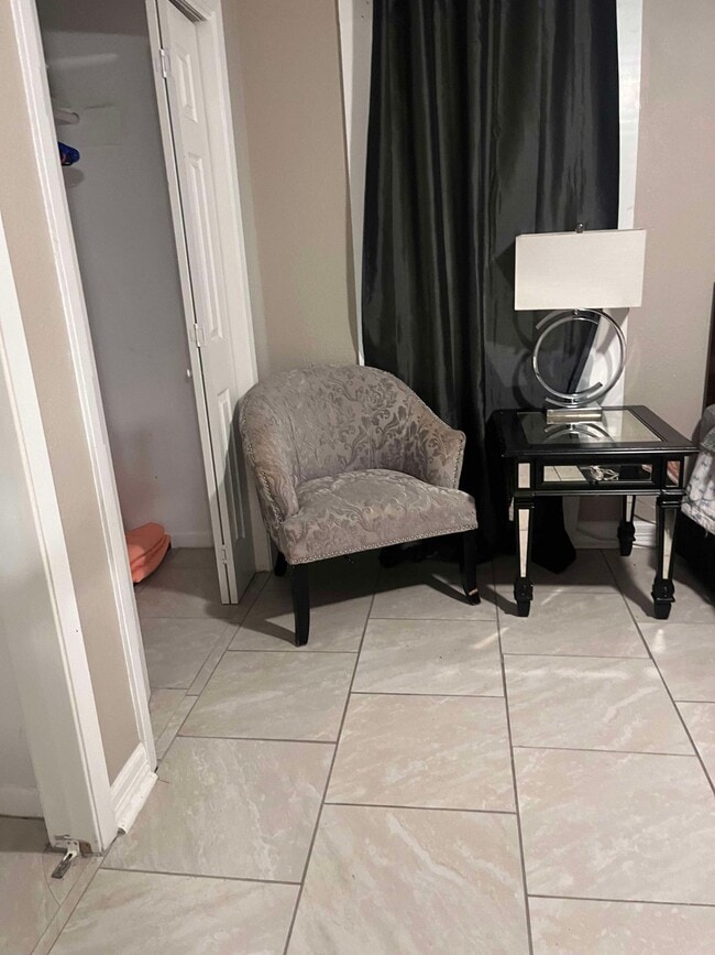 Photo - 435 E Ave J House