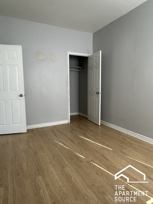Photo - 4033 W Crystal St Unidad 1