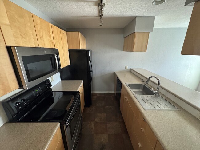 Photo - 3428 Willowrun Dr Unit 1