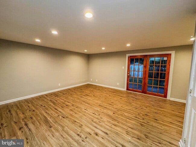 Photo - 117 Villa Knoll Ct