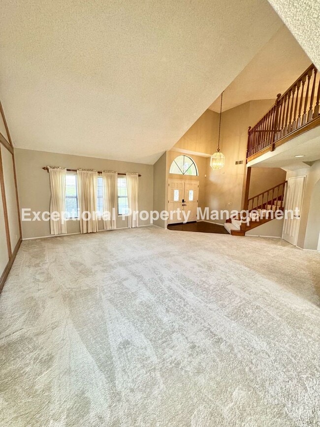 Photo - Great Deer Creek Estate