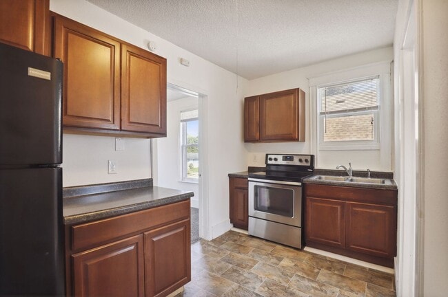 Photo - 214 N Morgan Ave Unit 2