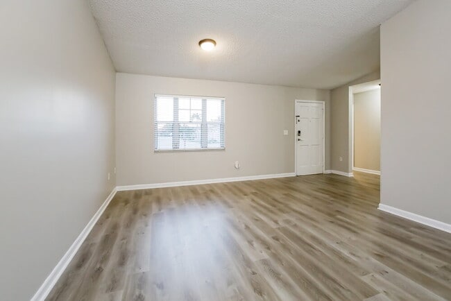 Photo - 1739 SW 138th Ave