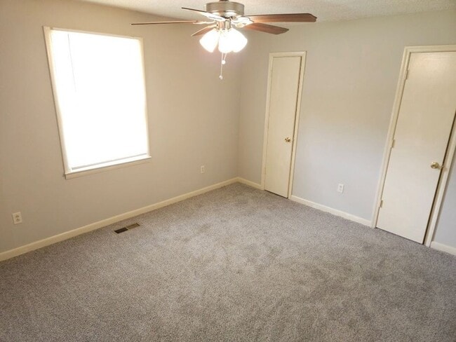 1676 Ragland Ln Unit 1678