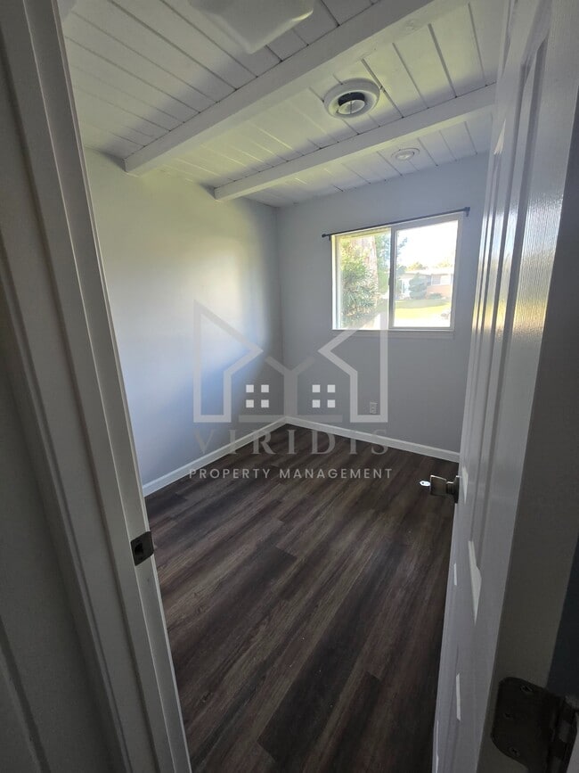 Photo - 1017 Radcliffe Ave