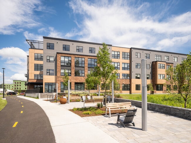 Photo - 112 Garden St