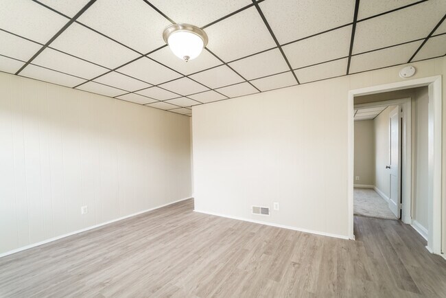 Photo - Charming 3 bedroom 1.5 bath townhouse in Dundalk