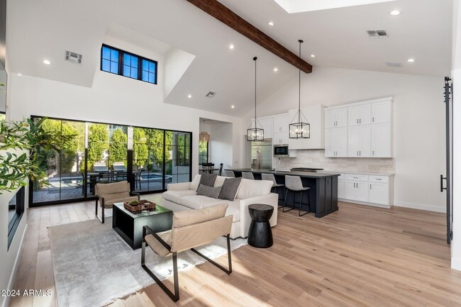 Photo - 4017 N 49th Pl