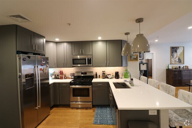 Building Photo - 125 Harrison St Unit 5A Rental