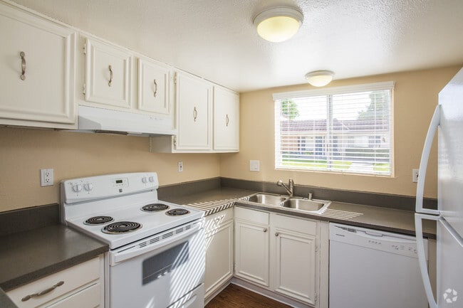 3 BR, 2 BA - 1268 SF