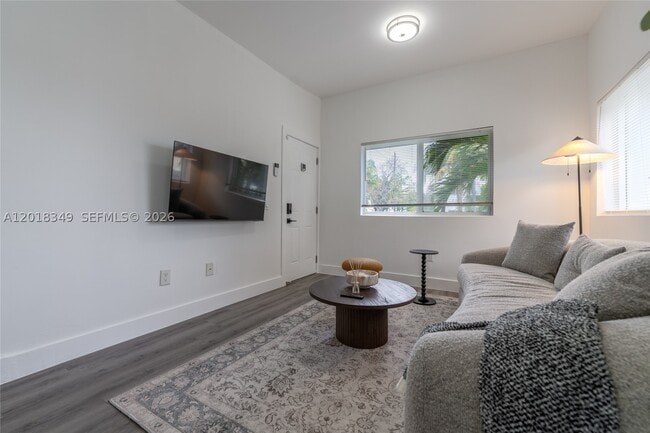 44 NW 10th St Unidad 2
