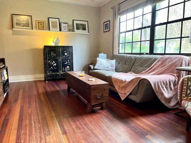 Photo - Bright and inviting 2Bedroom/1Bath-home at Orlando Highlands!