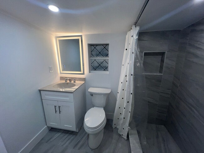 Photo - 6439 Willow Wood Ln