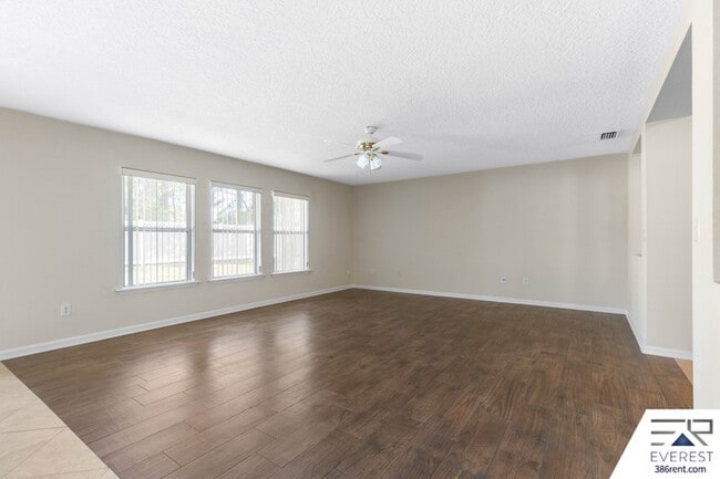 Photo - 9 Waywood Pl