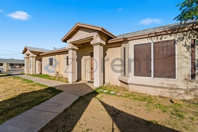 Photo - 8321 W Edwards St